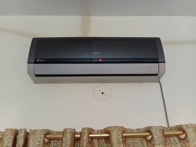 Gree Inverter AC for sale