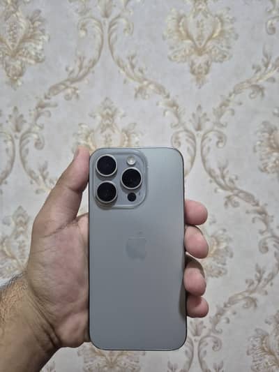 Apple iPhone 15 Pro