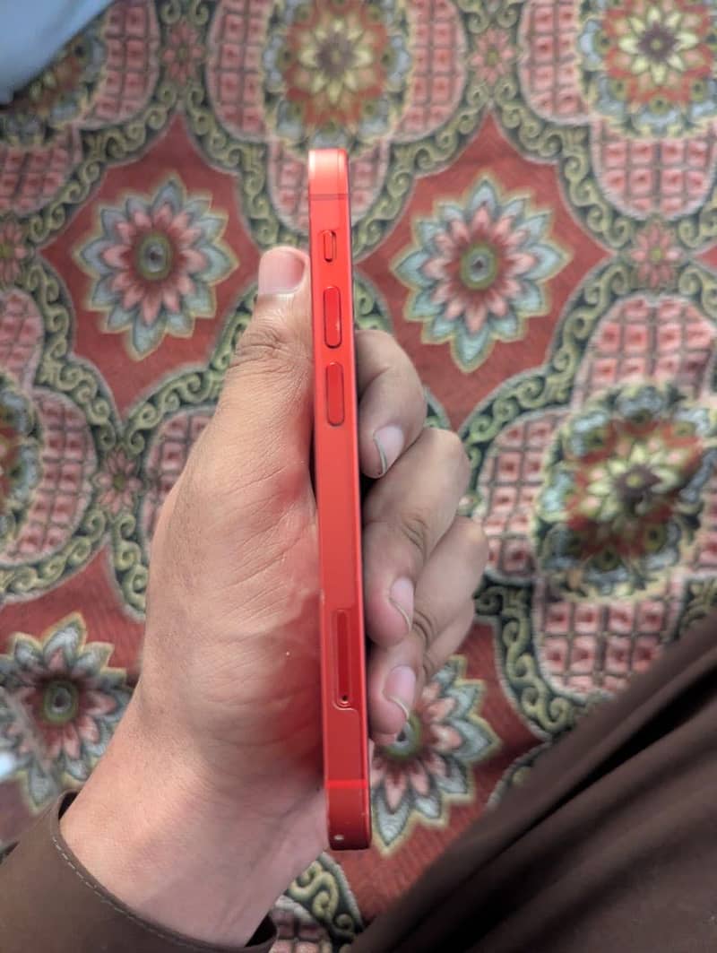 Apple iPhone 12 mini 3