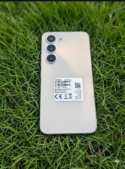 Tecno Spark 40 Pro