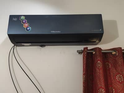 Electrolux Beautiful 1.5 Ton AC