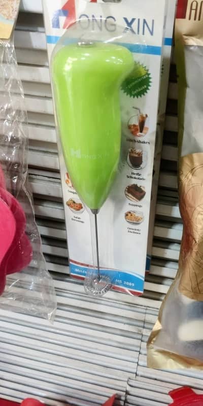 New light weight coffee beater and mixer