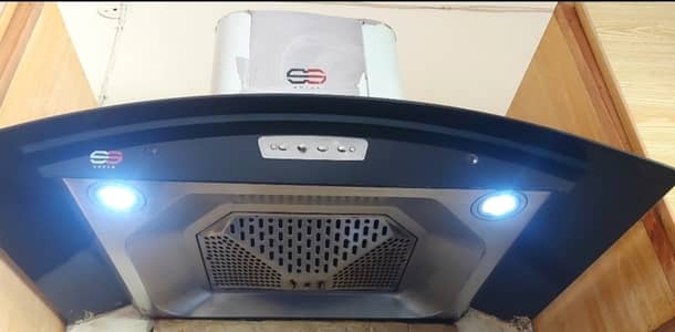 SS Adeen wall-mounted kitchen range hood