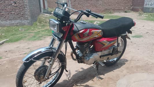 Honda total need and clean total janiyn Honda 125c. .