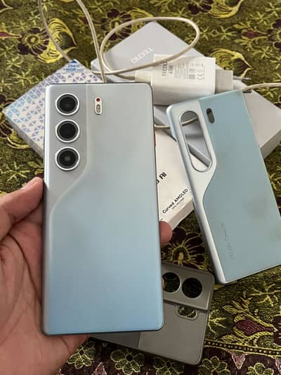 Tecno CAMON 40 Pro