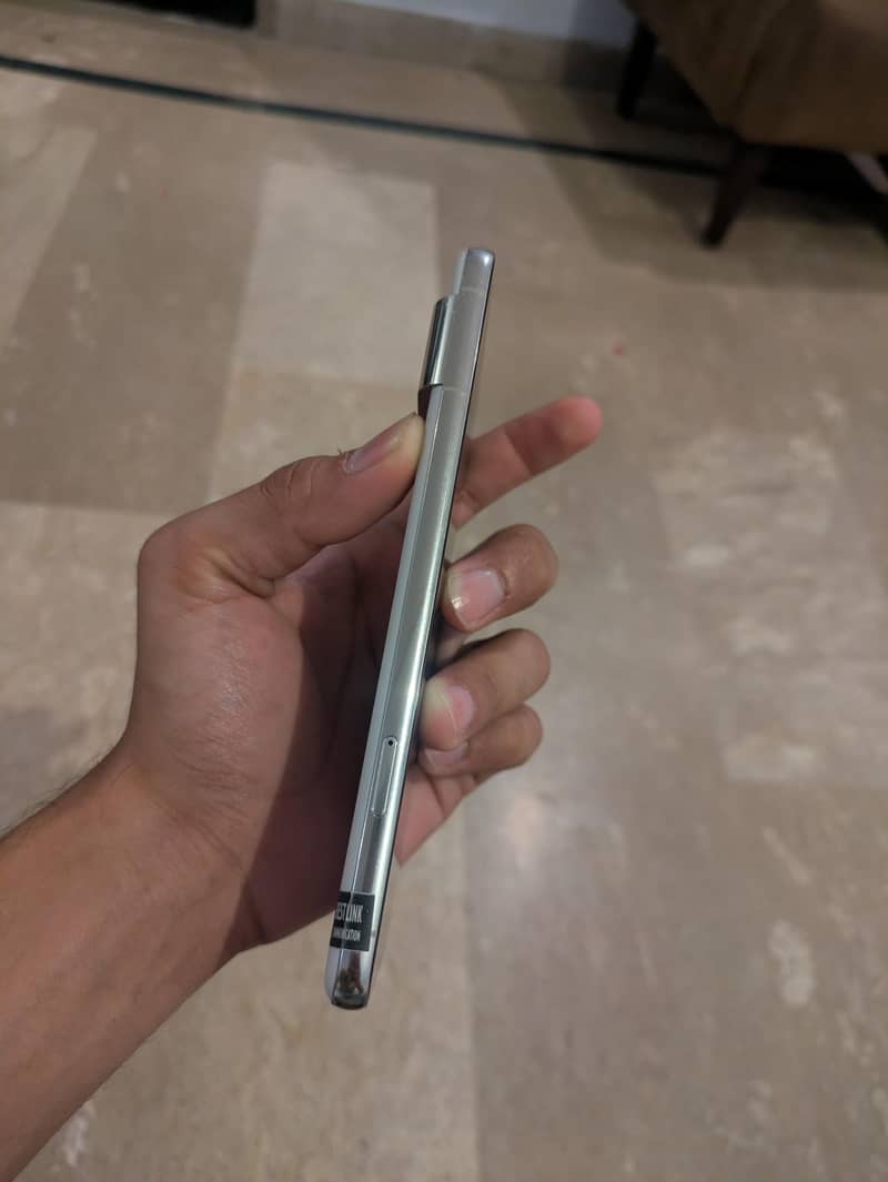 Google Pixel 8 Pro 2