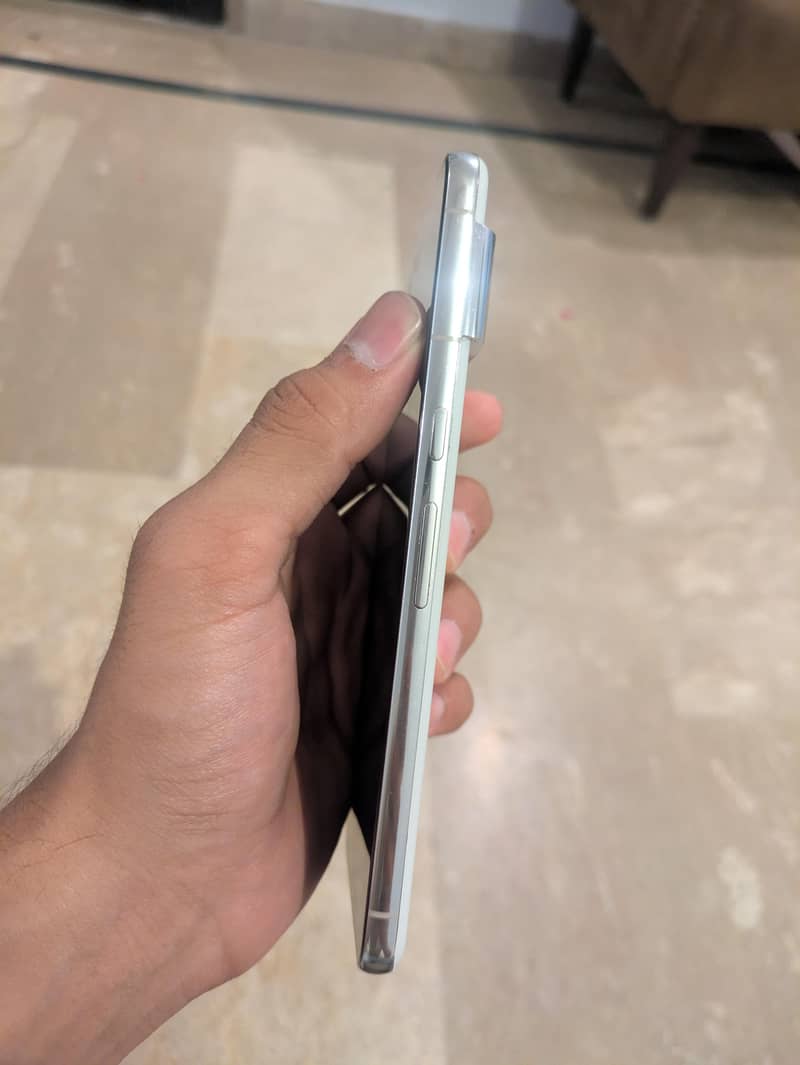 Google Pixel 8 Pro 3