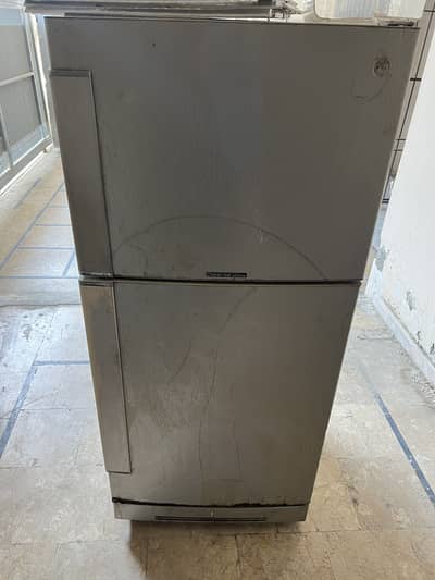 5 feel pel fridge full size full working .