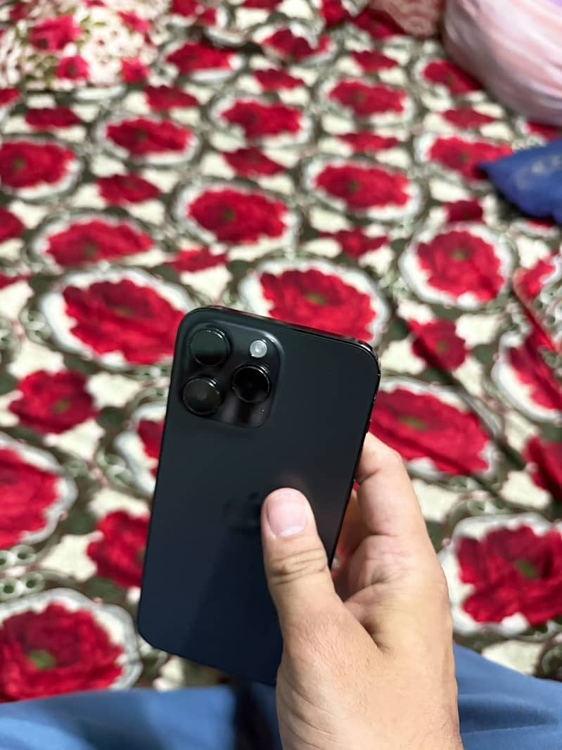 iPhone 14 pro max 11