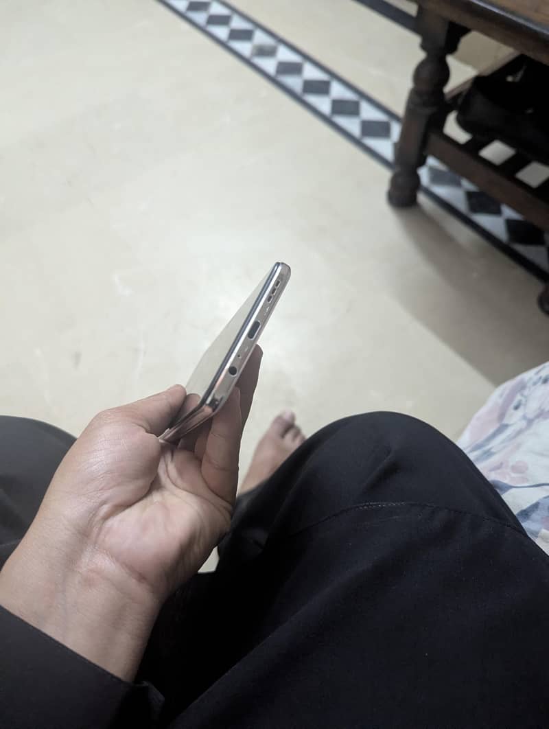 Tecno Camon 18P 4