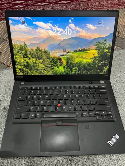 Core i7 - 8th generation - thinkpad - 512 ssd - 16 ram