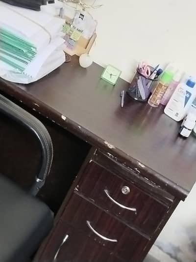 computer table