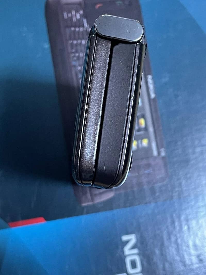 Nokia E90 4