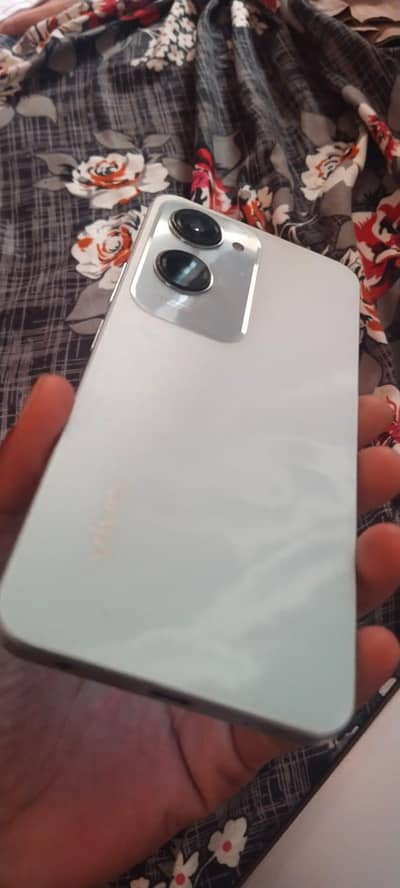 vivo y18