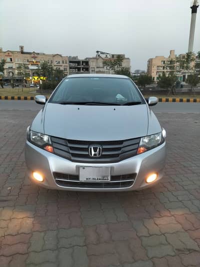 Honda City Aspire 1.5  Manual 2015