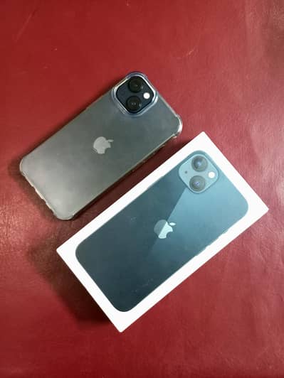 Apple iPhone 13