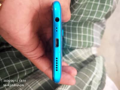 OPPO A12