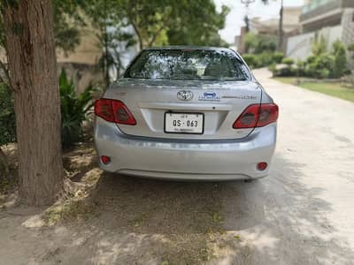 Toyota Corolla Altis 2010