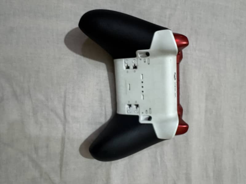 Xbox Elite 2 controller 1