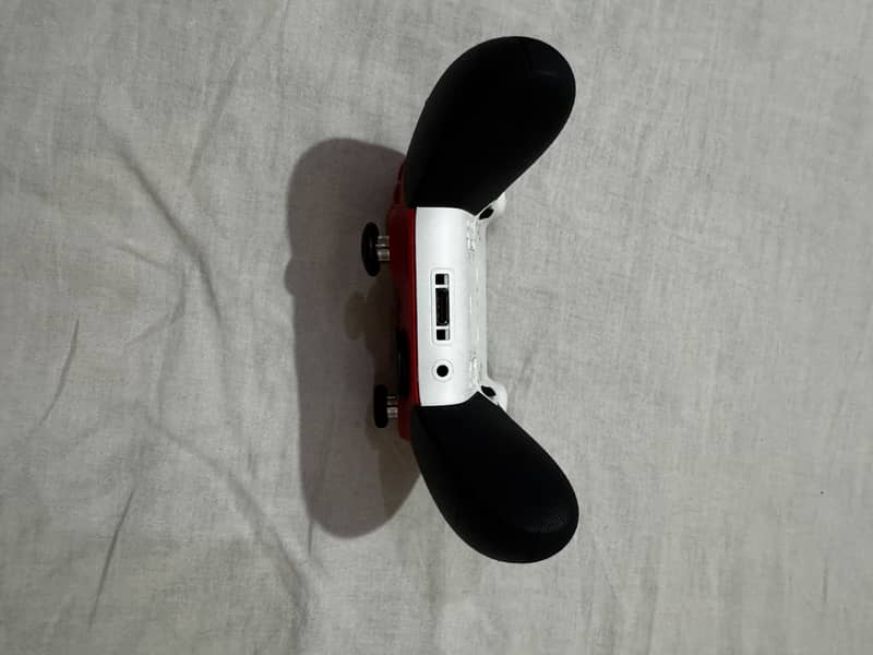 Xbox Elite 2 controller 2