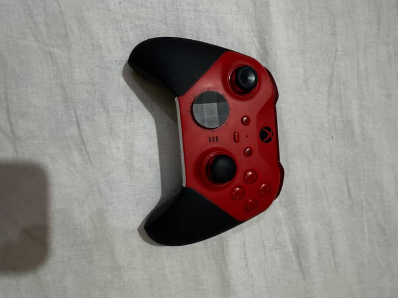 Xbox Elite 2 controller 4