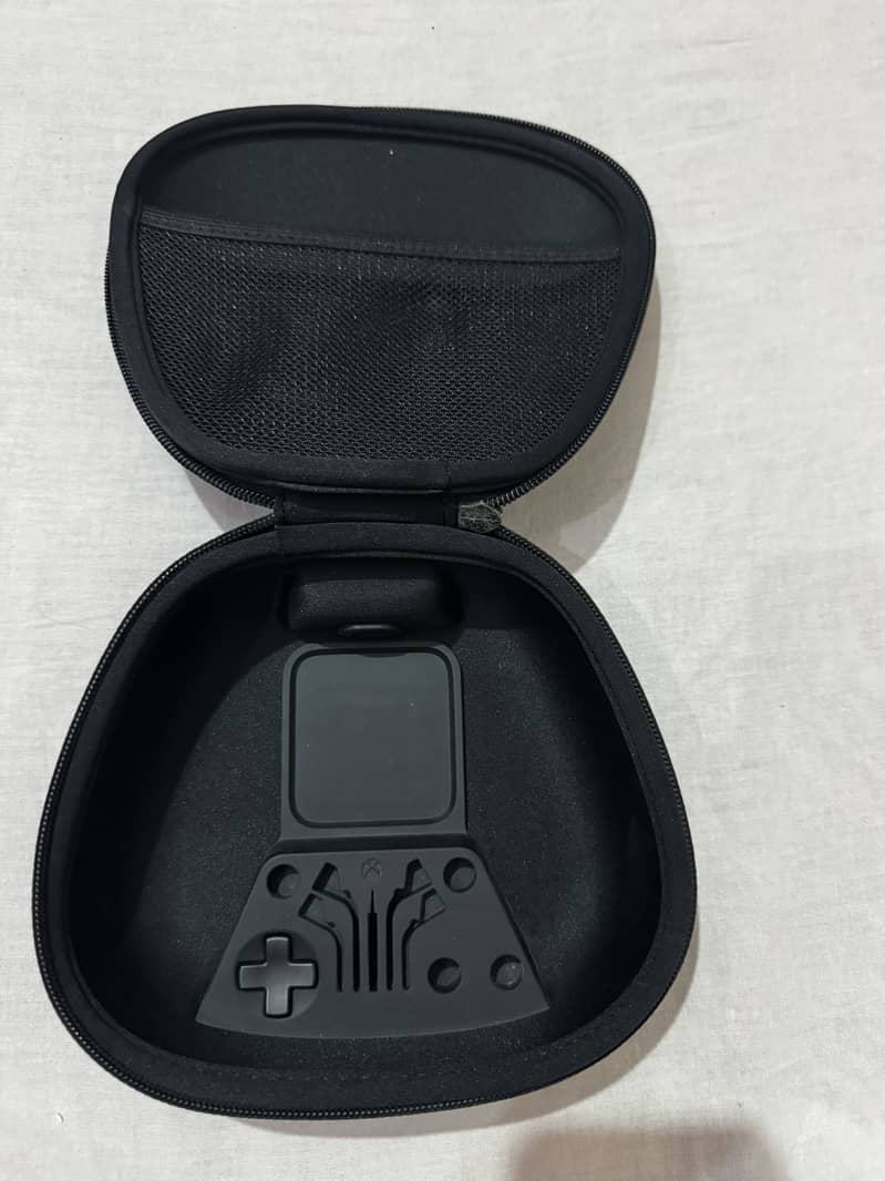 Xbox Elite 2 controller 6