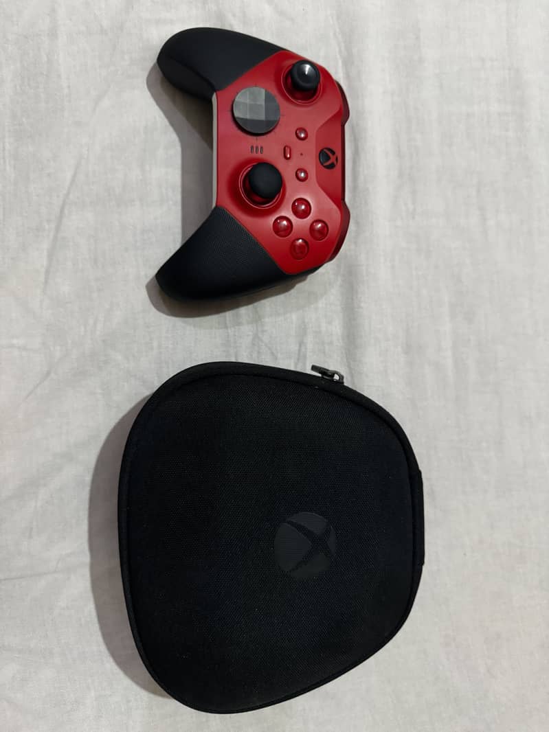 Xbox Elite 2 controller 8