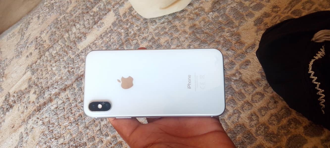 Apple iPhone X 1