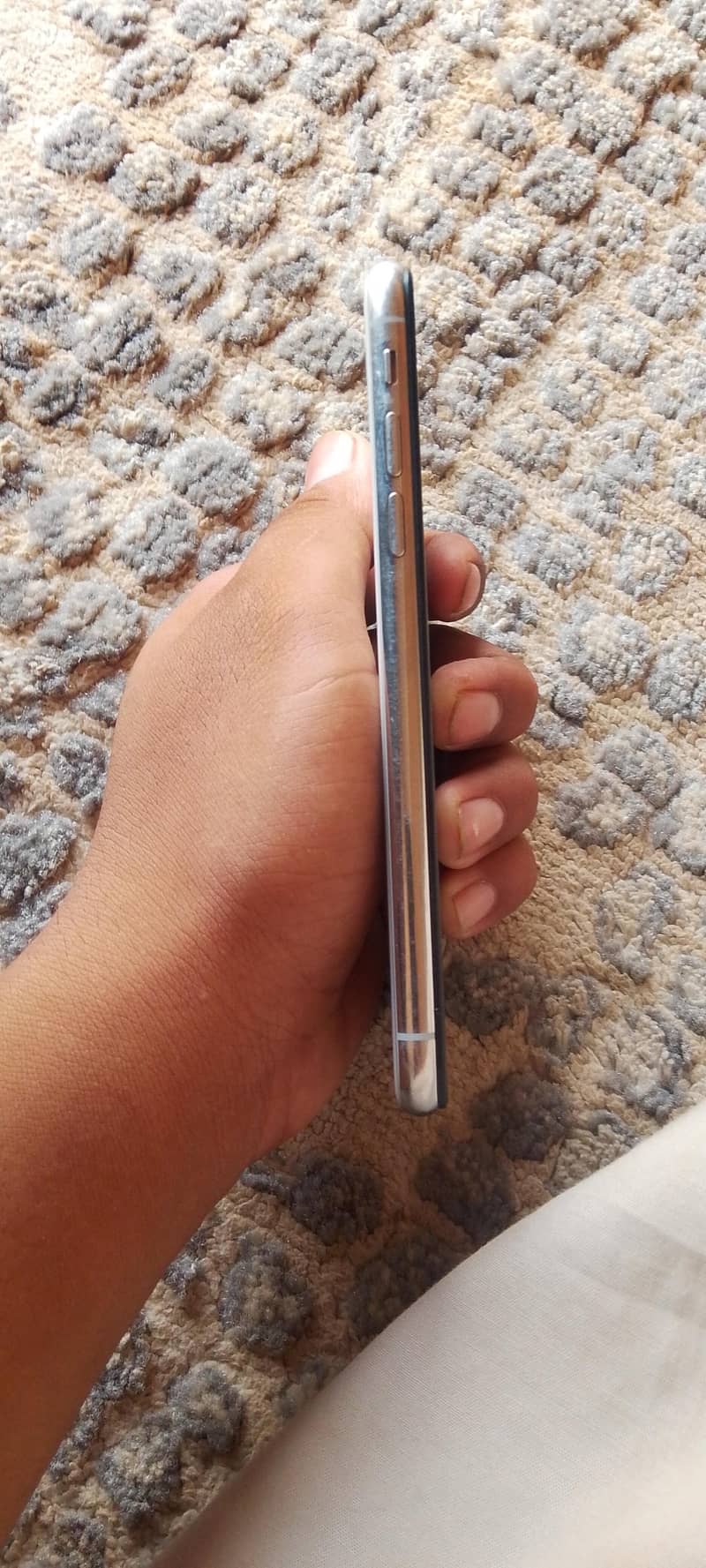 Apple iPhone X 3