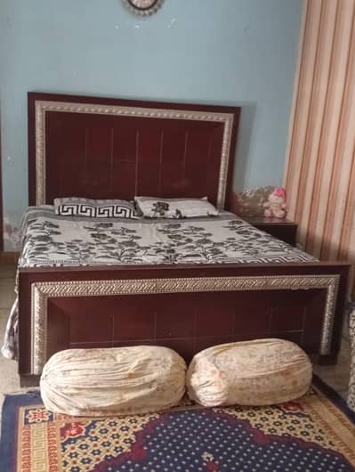 Double bed in good condition
