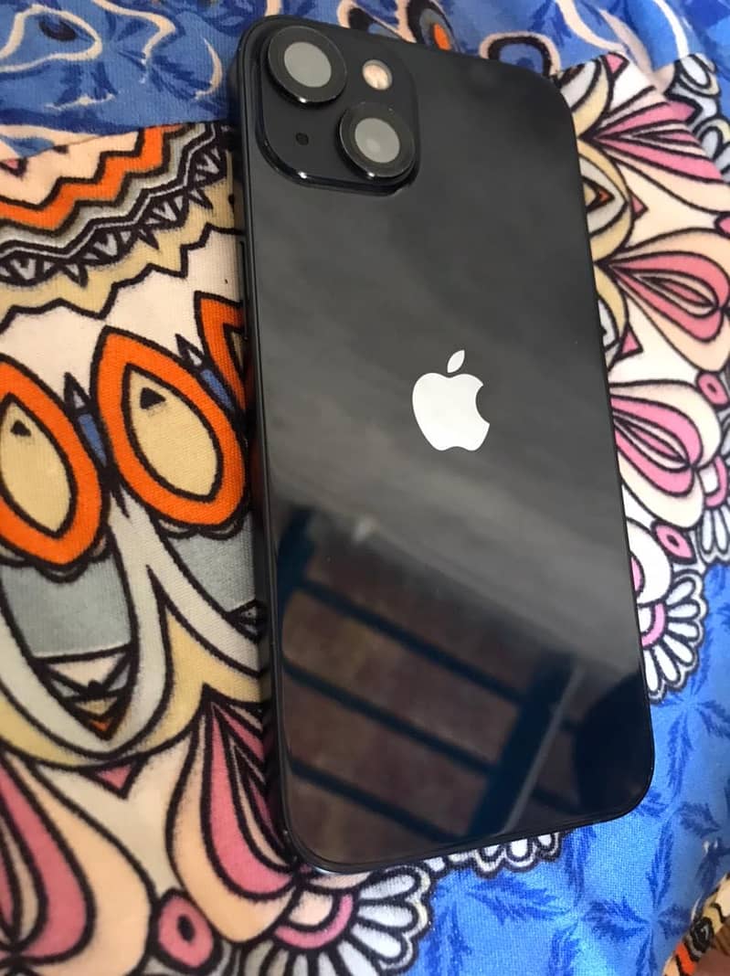 Apple iPhone 13 1