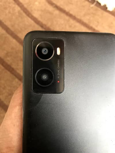 OPPO A76