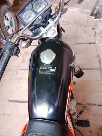 CG 125