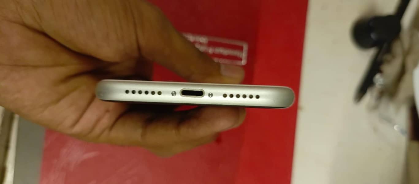 Apple iPhone 11 2