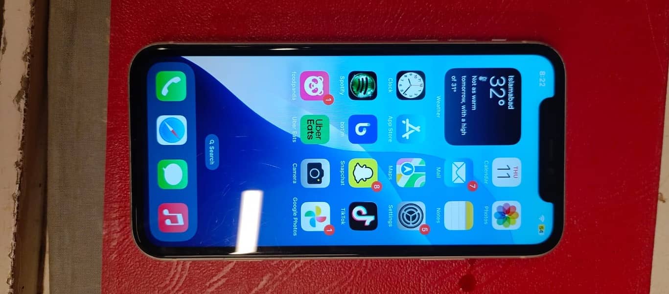 Apple iPhone 11 3