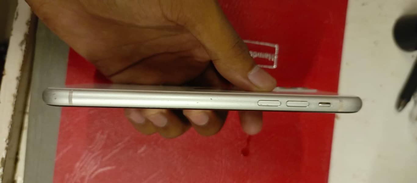 Apple iPhone 11 5