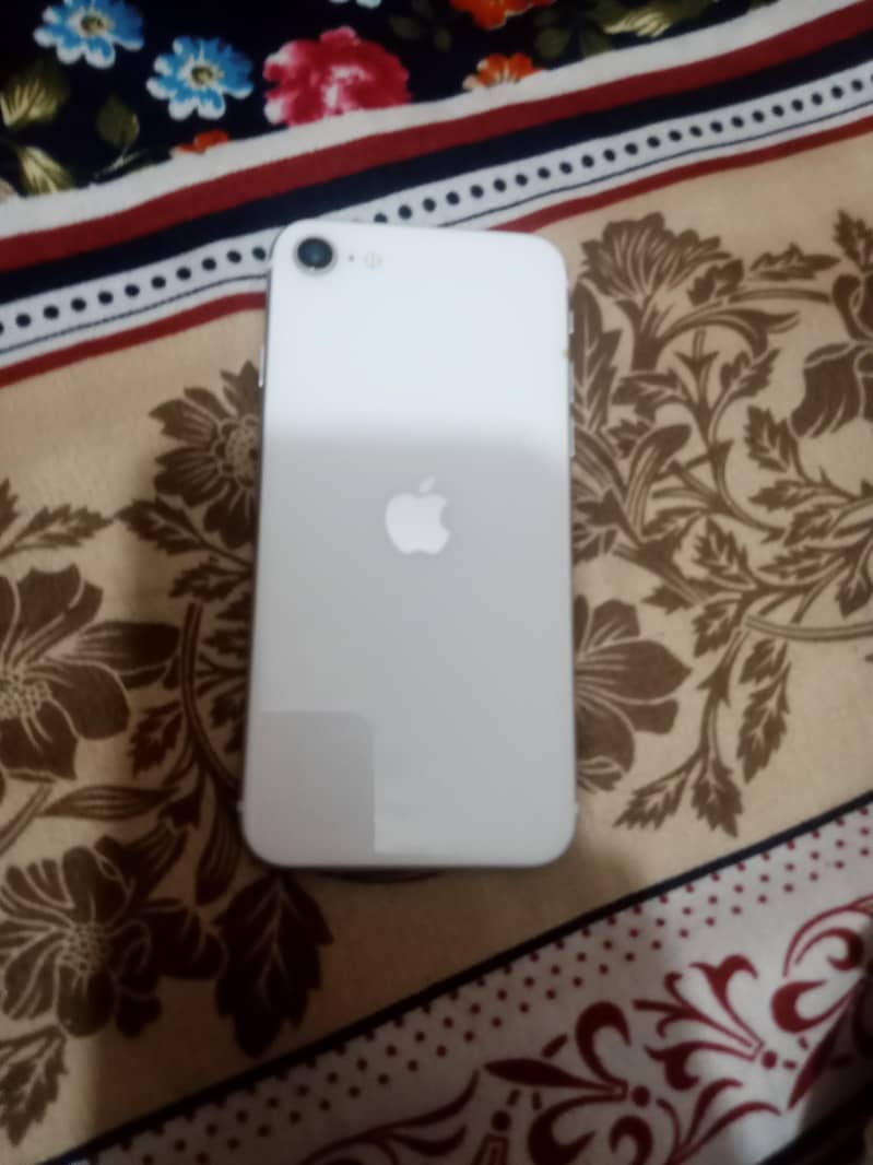 iPhone SE 2 0