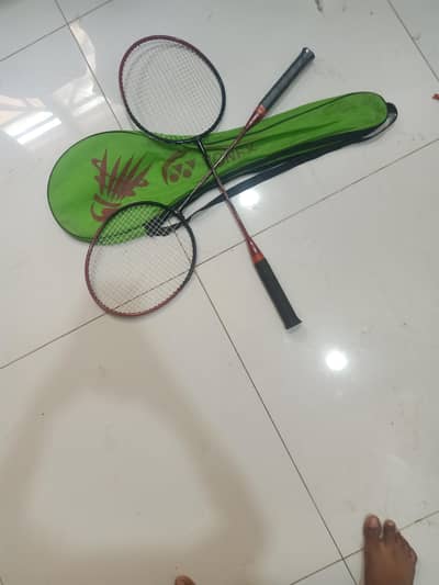 BADMINTON 