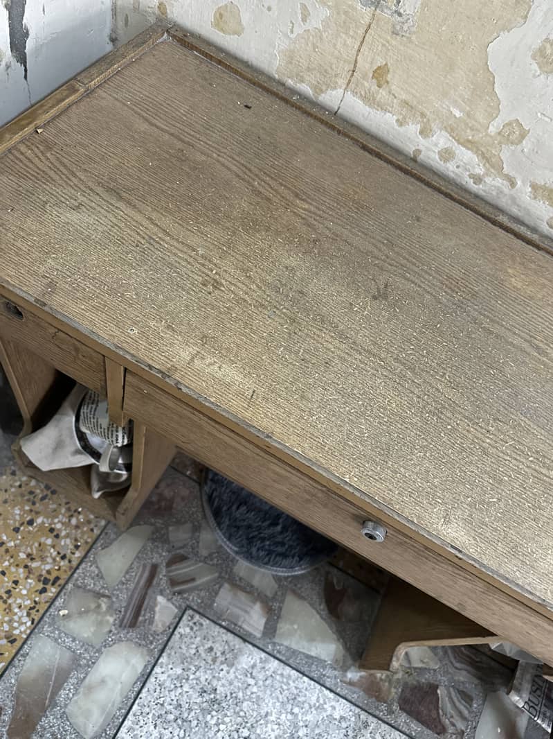 Writing table 4