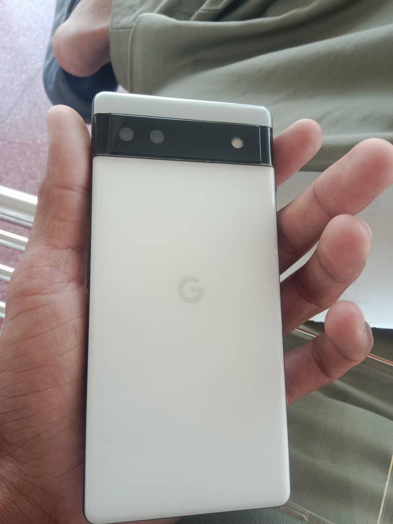 Google Pixel 6a 1