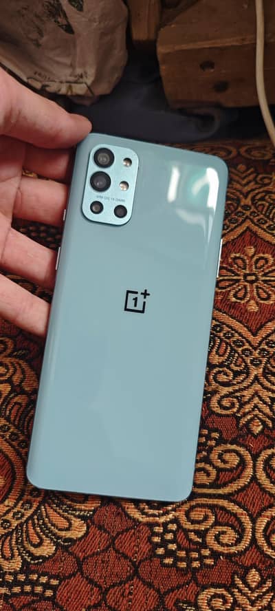 one plus 9r full ok set  8ram back dakn changed  ime regster 2wal sim