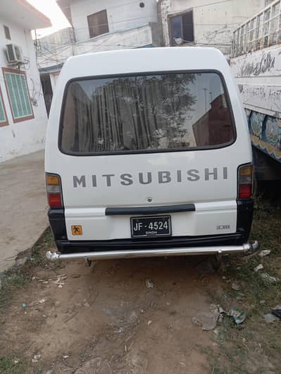 Mitsubishi Toyota
