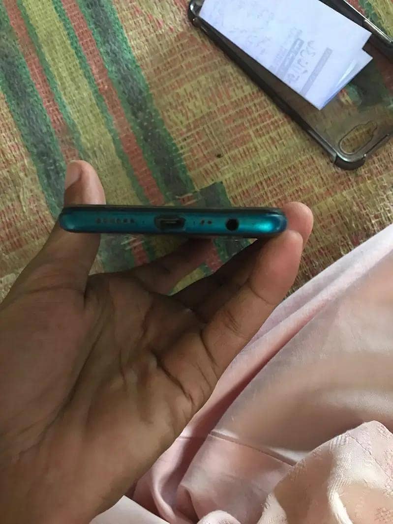 OPPO A7 2