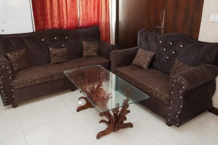 Luxury 6 Seater Sofa Set  | Excellent Conditi