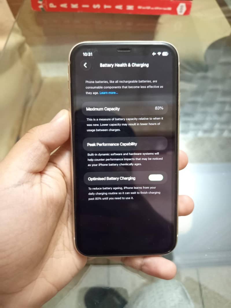 iPhone 11 3