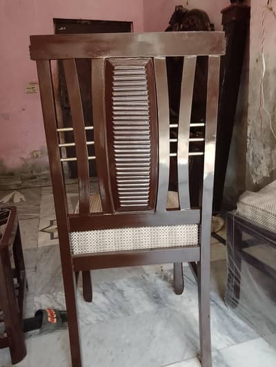 4 chairs 1 table for sale brand newtable and chairs