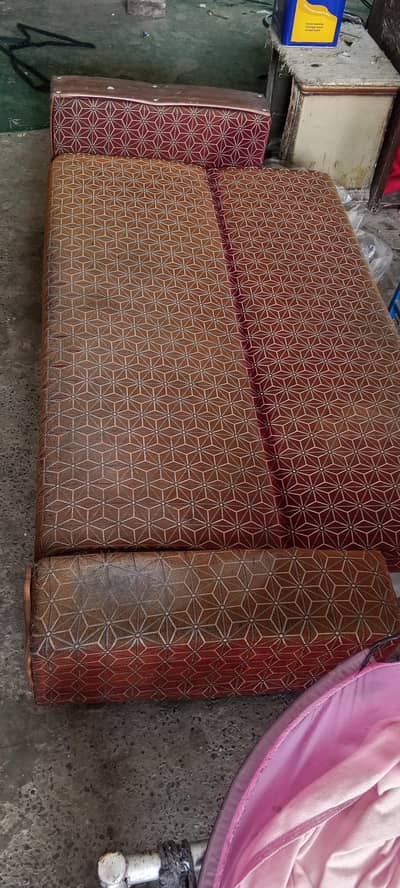 used sofa km bed