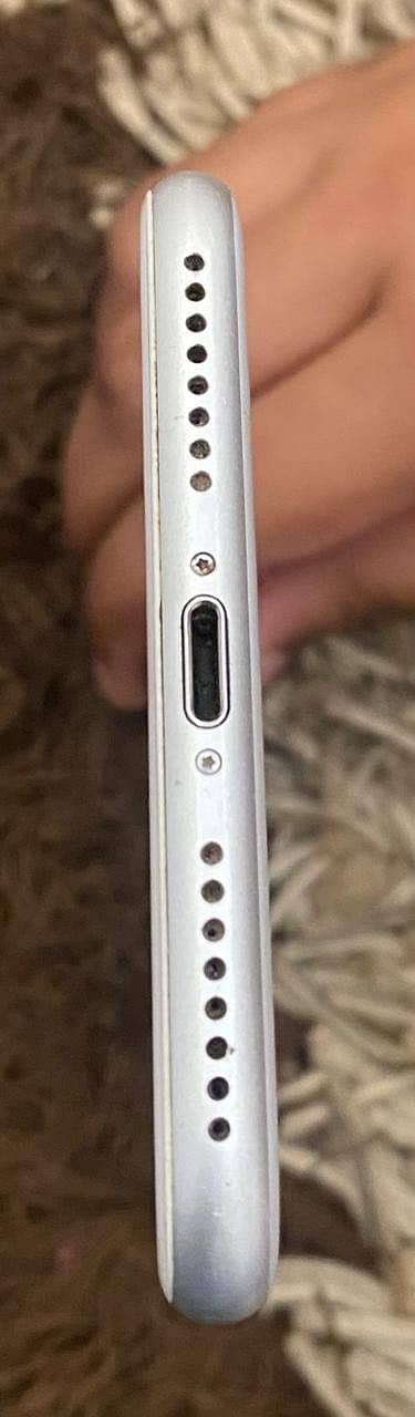 Apple iPhone 7 Plus 1