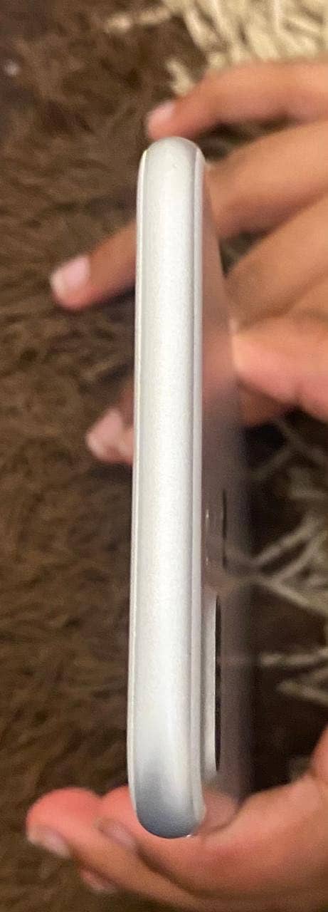 Apple iPhone 7 Plus 2