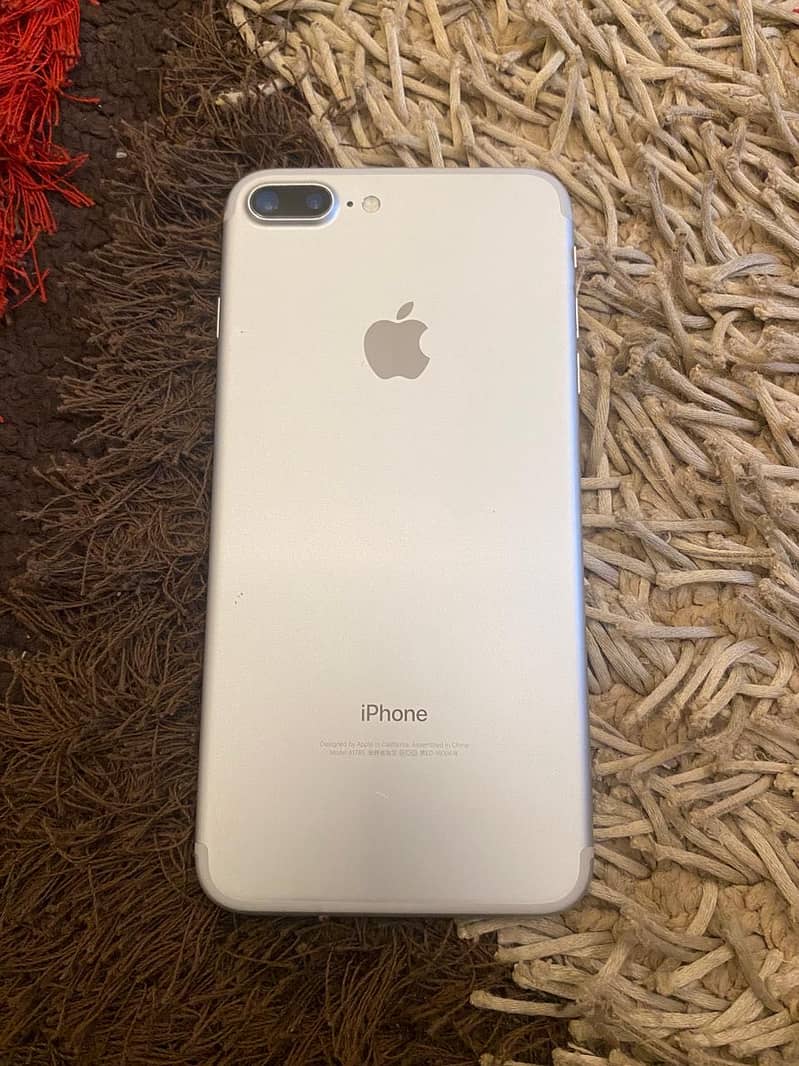 Apple iPhone 7 Plus 4